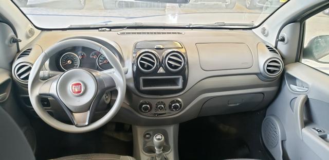 Fiat Palio attractive 1.0 2015 - Foto 9