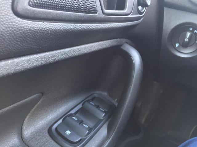 Fiesta Sedan Titanium 1.6 P. Shift 2014 - Foto 11