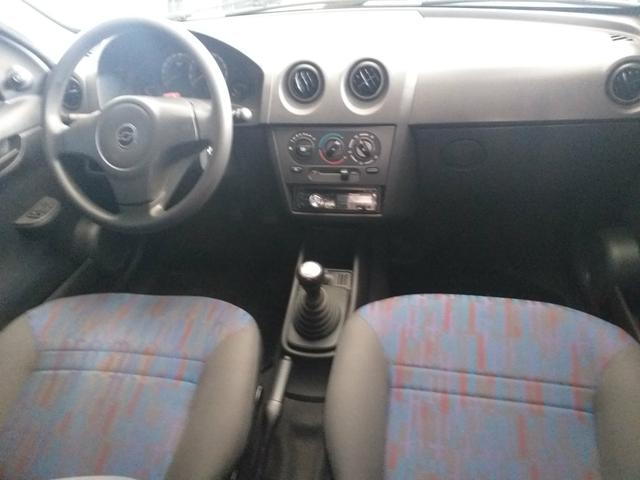 Chevrolet celta - Foto 4