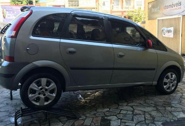 Chevrolet Meriva 1.4 8v flex Couro (Queima de estoque) + kit gas - Foto 2