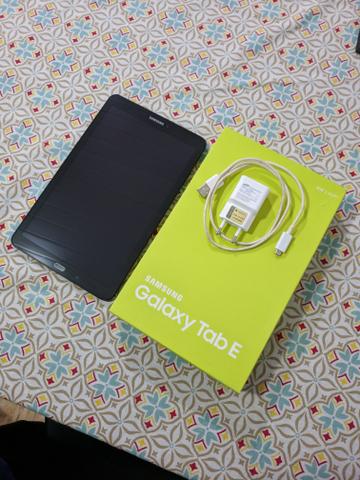 Tablet Galaxy Tab E 9.6 polegadas Wi-Fi