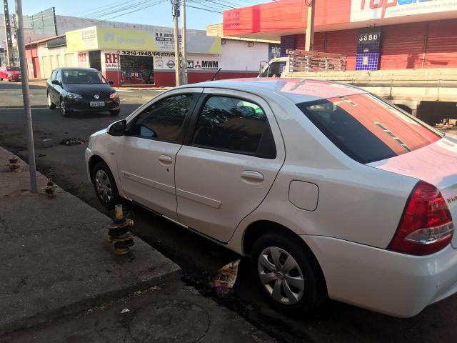 Etios único (Revisado e emplacando) - Foto 2