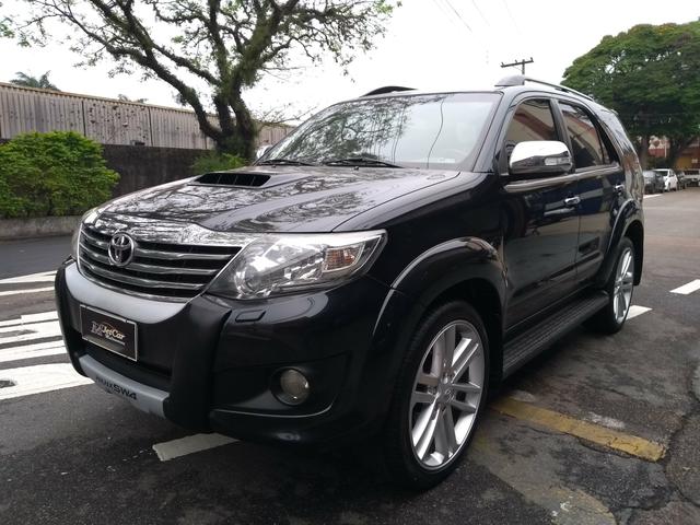 Hilux SW4 SRV 3.0 TDI 4x4 Aut - Foto 3