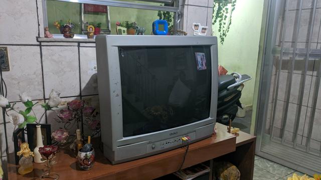 Televisão antiga