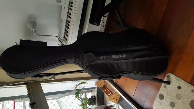 Violocenlo Elétrico Yamaha modelo Silent