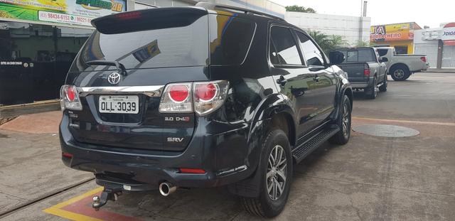 Toyota hilux SW4 SRV diesel 4x4 Automática 2014 - Foto 2