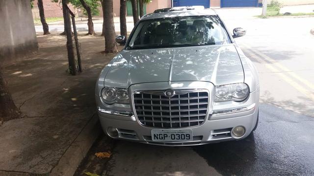 ? C300 Chrysler - Foto 3