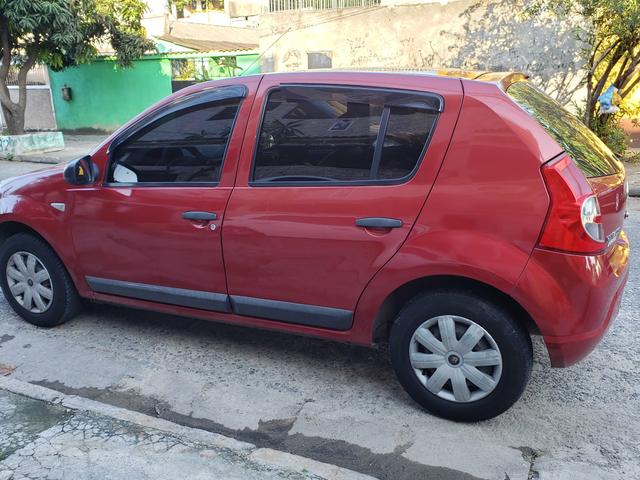 Renault Sandero - Foto 2