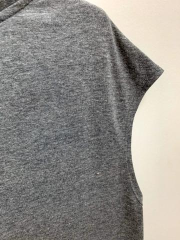Blusa cinza com abacaxi central - Foto 4