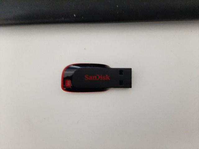 Pendrive Sandisk Cruzer Blade 128gb 2.0 original