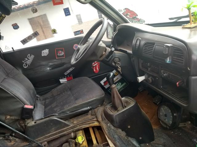 Vendo ou troco por caminhão - Foto 3