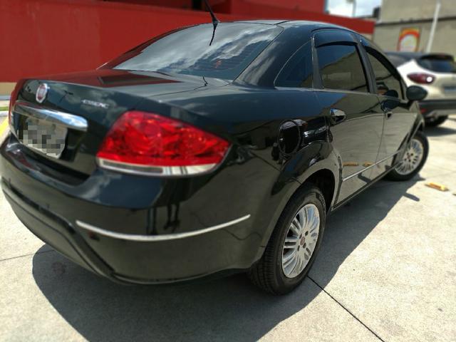 Fiat Linea 2015 1.8 Flex/GNV - Foto 4