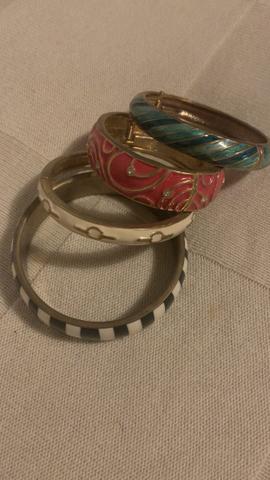 Pulseiras multicores