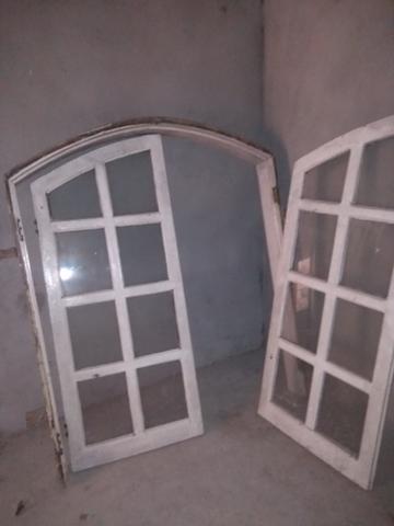 Vendo uma janela de Angelim em ótimo estado de conservação! - Foto 3