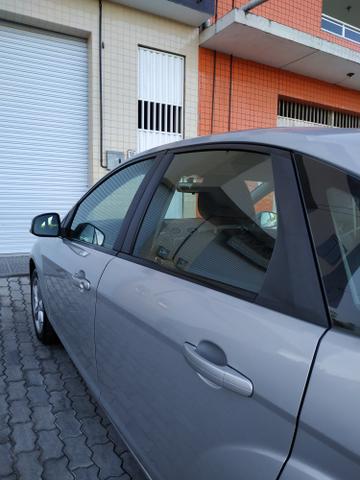 Ford Focus GLX 1.6 Hatch - Foto 7