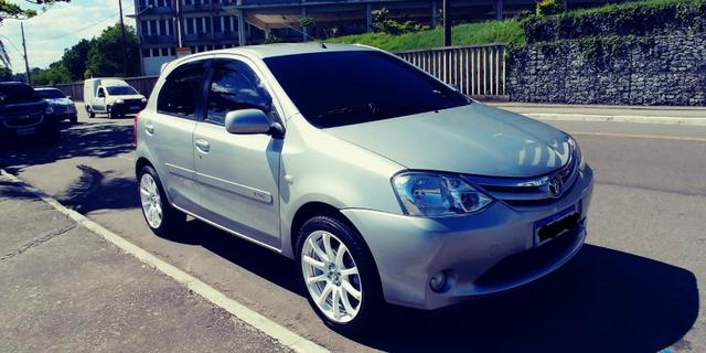 Toyota Etios e completo cano esportivo - Foto 7