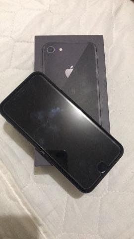 Iphone 8 (aceito oferta e parcelo no cartão)
