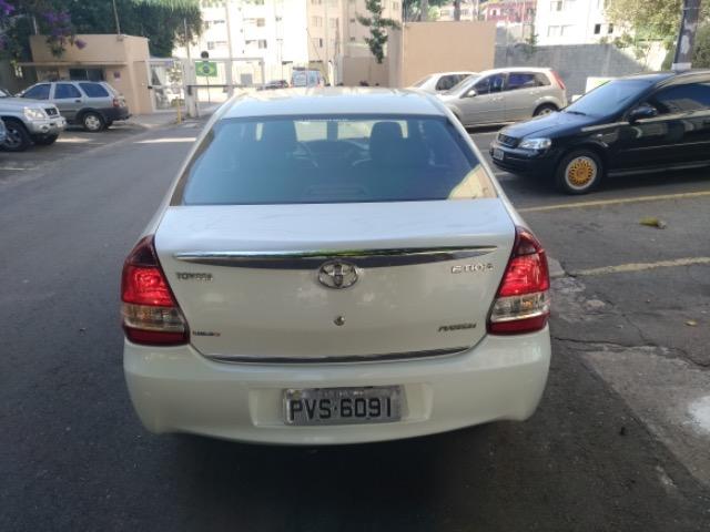 Etios 2015 - Foto 4