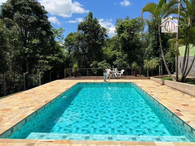 Linda chácara com 3 dormitórios, piscina, deck, arborizada, à venda, 5900 m² por R$ 590.00