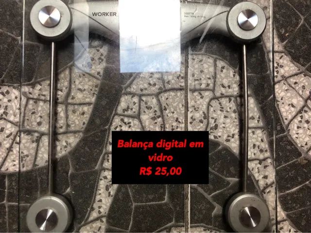 Balança digital em vidro 