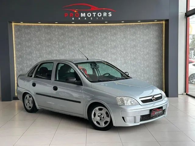 Comprar Sedan Chevrolet Corsa Sedan 1.4 4P Maxx Flex Prata 2009 em