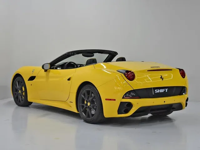 Ferrari California - MTA Brasil