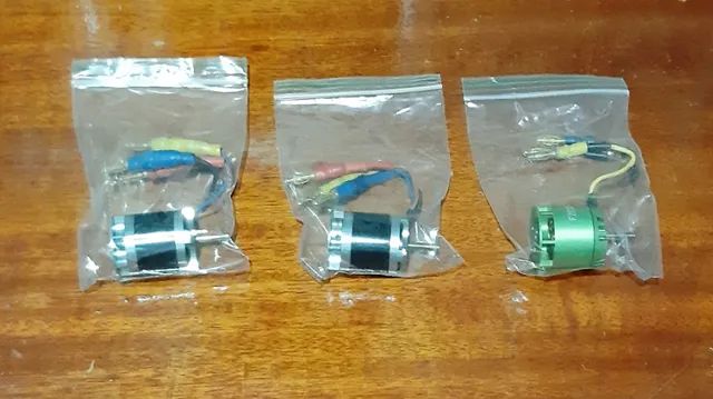 Kit Combo com (3) Três Motores Brushless 2835, dois de 3.500kv e um de 4.000Kv
