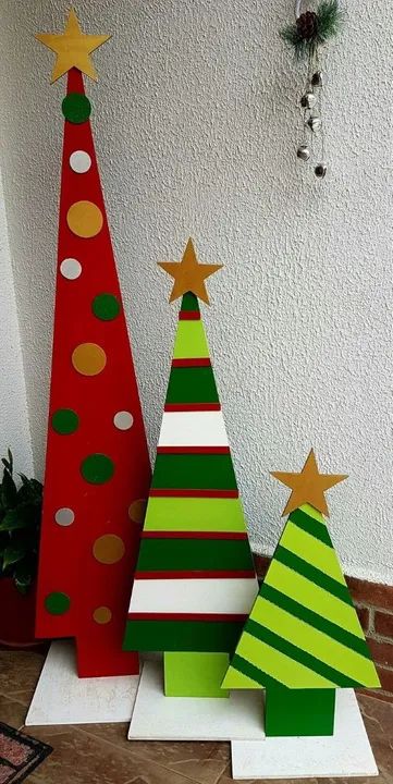 3 Árvores de Natal de Madeira Decorativas