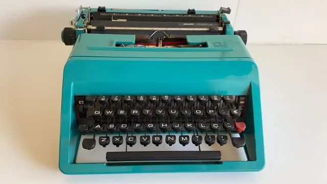 Máquina De Escrever Olivetti Studio 45 - Foto 2
