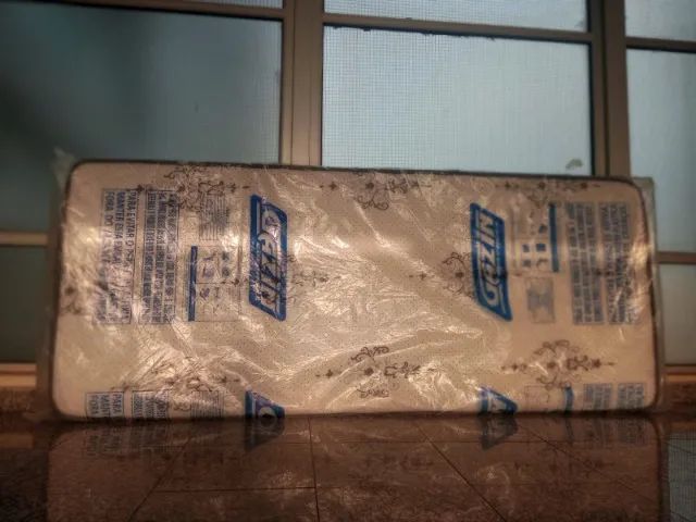 Colchão solteiro D33 Gazin lacrado nunca usado novíssimo no plástico Supreme