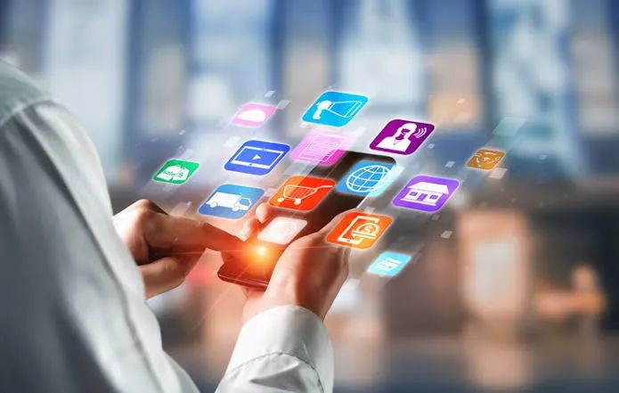 Operadora de Marketing digital 