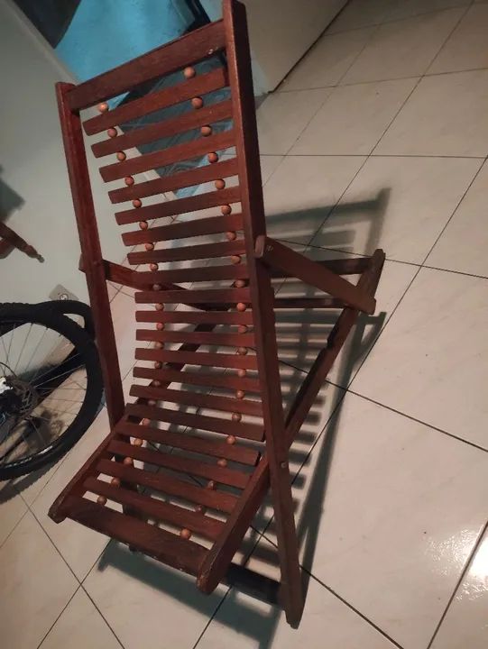 Cadeira de Madeira Dobrável espreguiçadeira.
