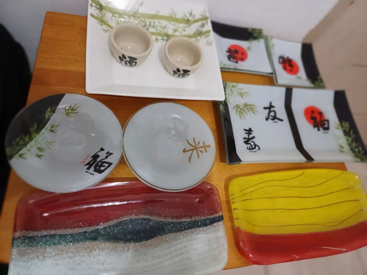 Kit de pratos de cerâmica para sushi e sake - Foto 2