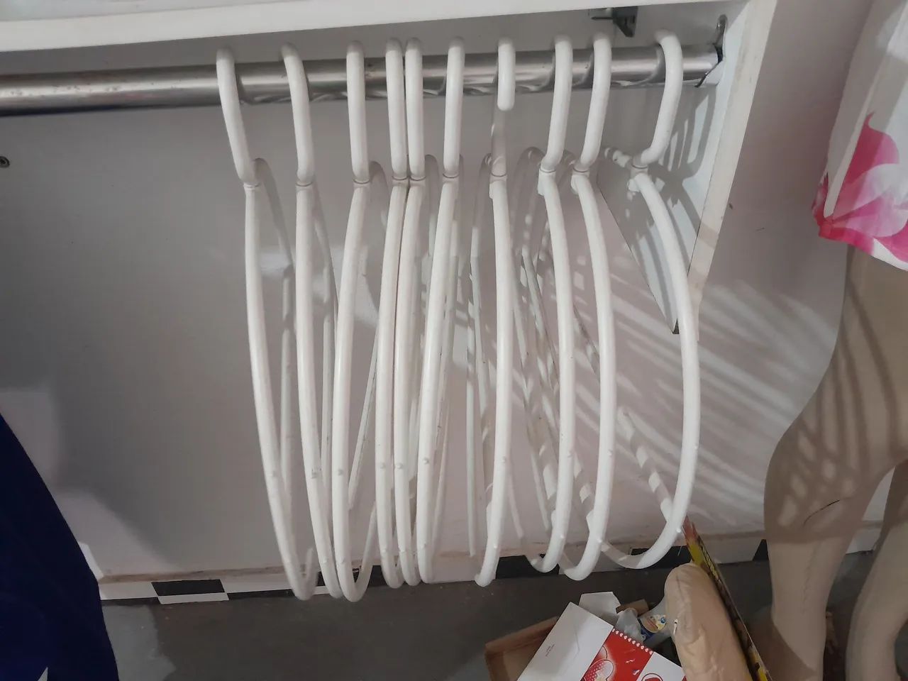 Cabides redondo usados semi novo 
