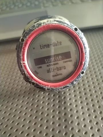 Suunto core clearance lava red