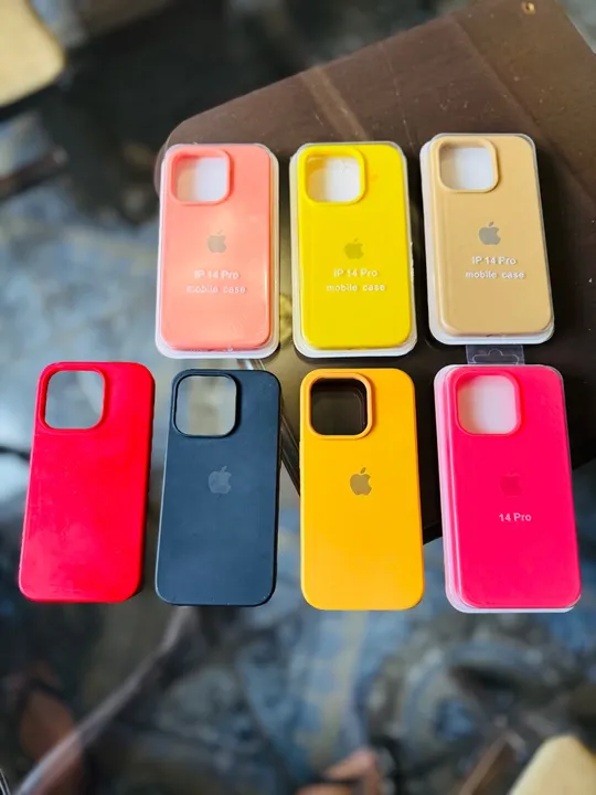 Kit Capas iPhone 14 Pro - Silicone - Diversas Cores