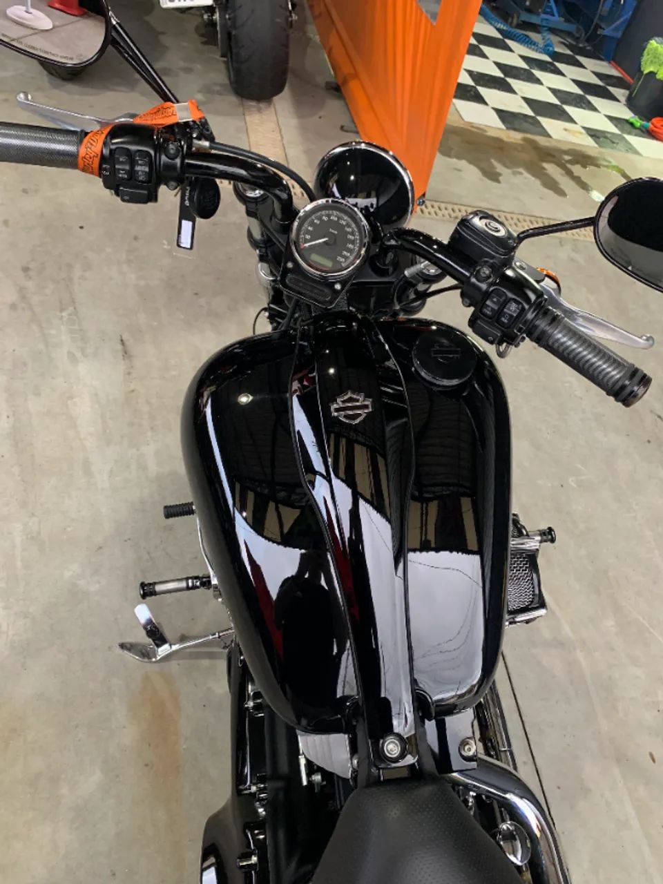 Vendo/Troco Harley Softwail Blackline FXS 2013 - 1600cc - Foto 5