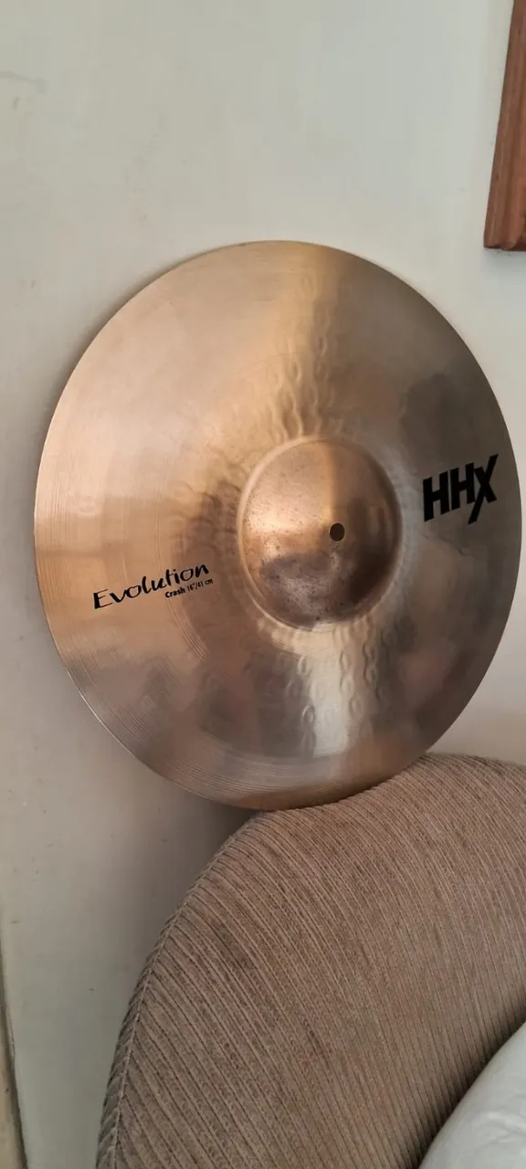 Prato de bateria Sabian HHX B20 16 Topíssimo Só 1.550
