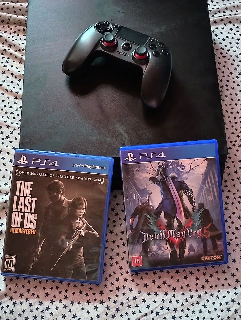 PS4 pro 1tb+ The Last of Us Remastered + Devil May Cry 5