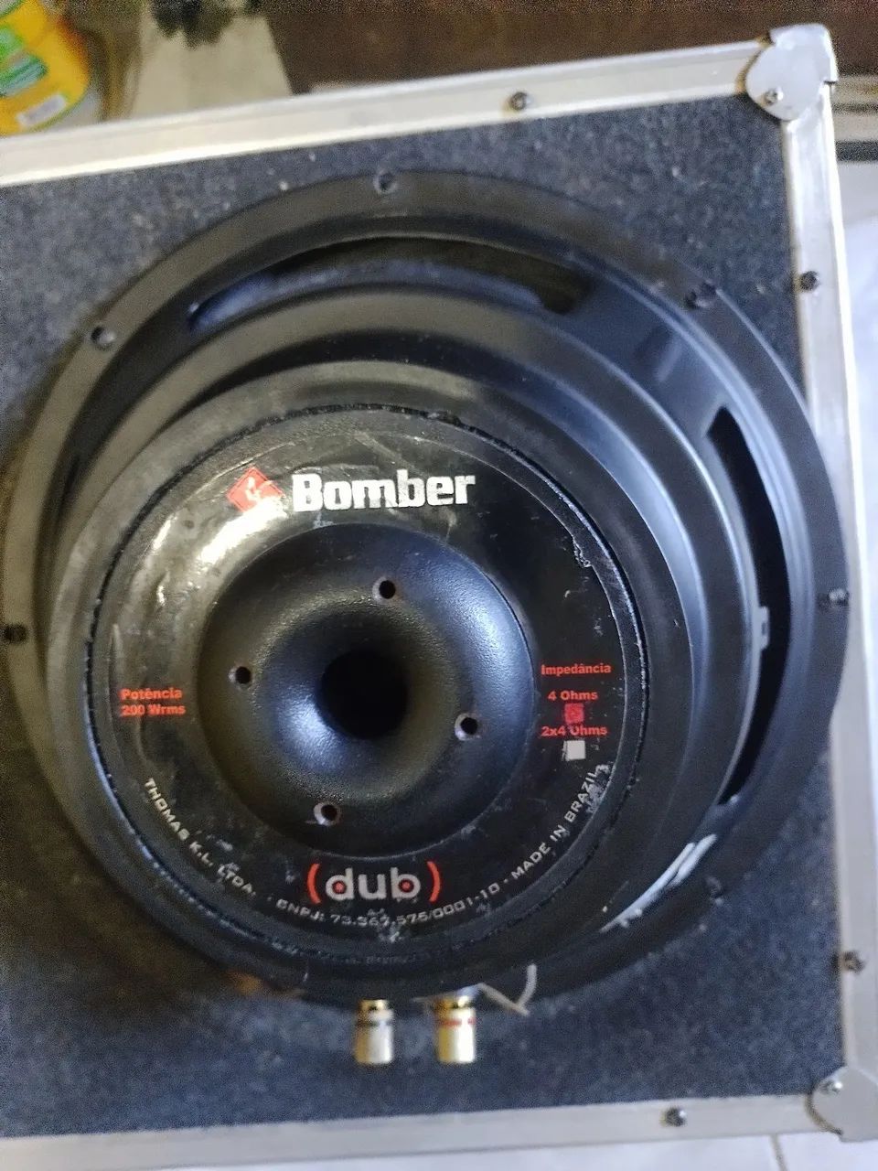 Subwoofer Bomber Dub -B4.    00Wrms eu