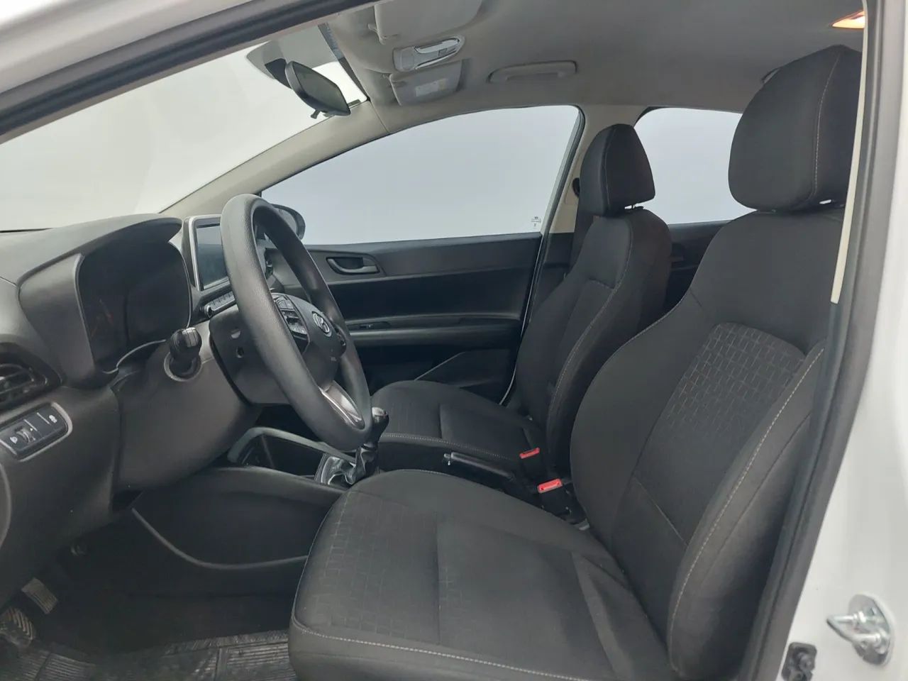 Hyundai HB20 Comfort Plus 1.0 Flex 12V Mec., foto 15 de 17