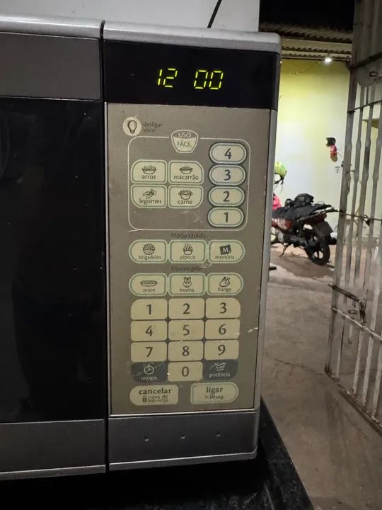 Vendo um microondas cônsul  - Foto 3
