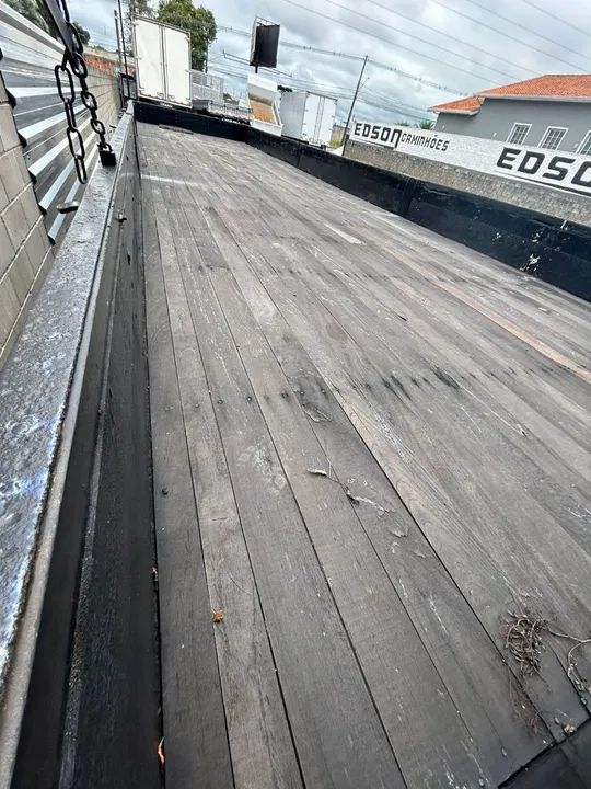Carroceria 10.10mt livre / 245mt largura  - Foto 5