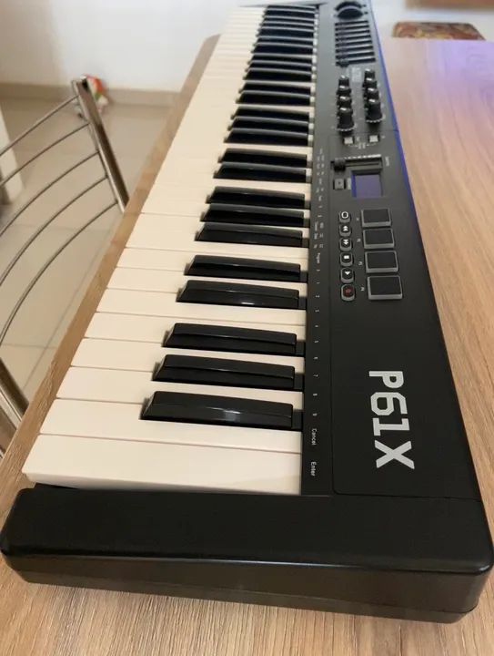 Teclado Controlador Amw P61x na caixa