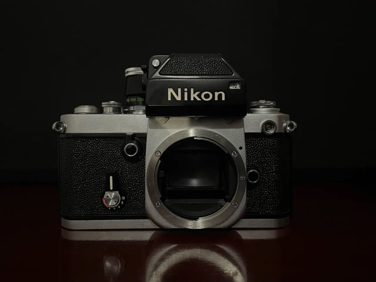 Câmera Nikon F2 + 2 Lentes - Impecável e Funcionando  - Foto 2