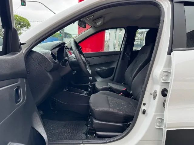 Renault Kwid Zen 1.0 Flex 12V 5P Mec. 2019 - Foto 9