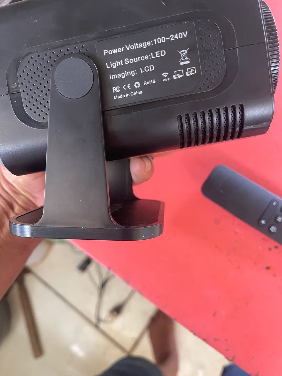 Projetor hy 320 mini tela de 200 polegadas - Foto 3