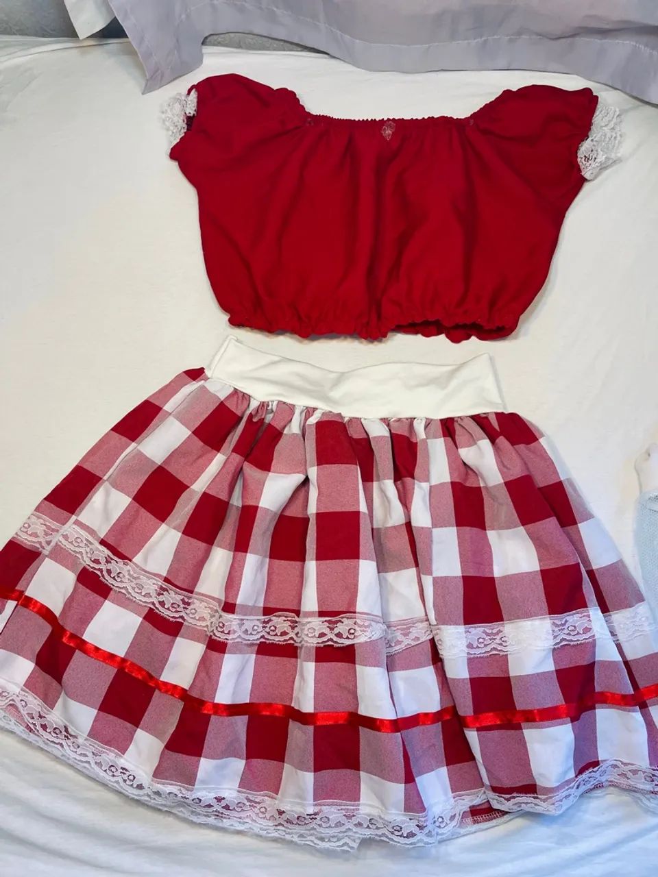 Conjunto de saia e blusa xadrez para arraiá