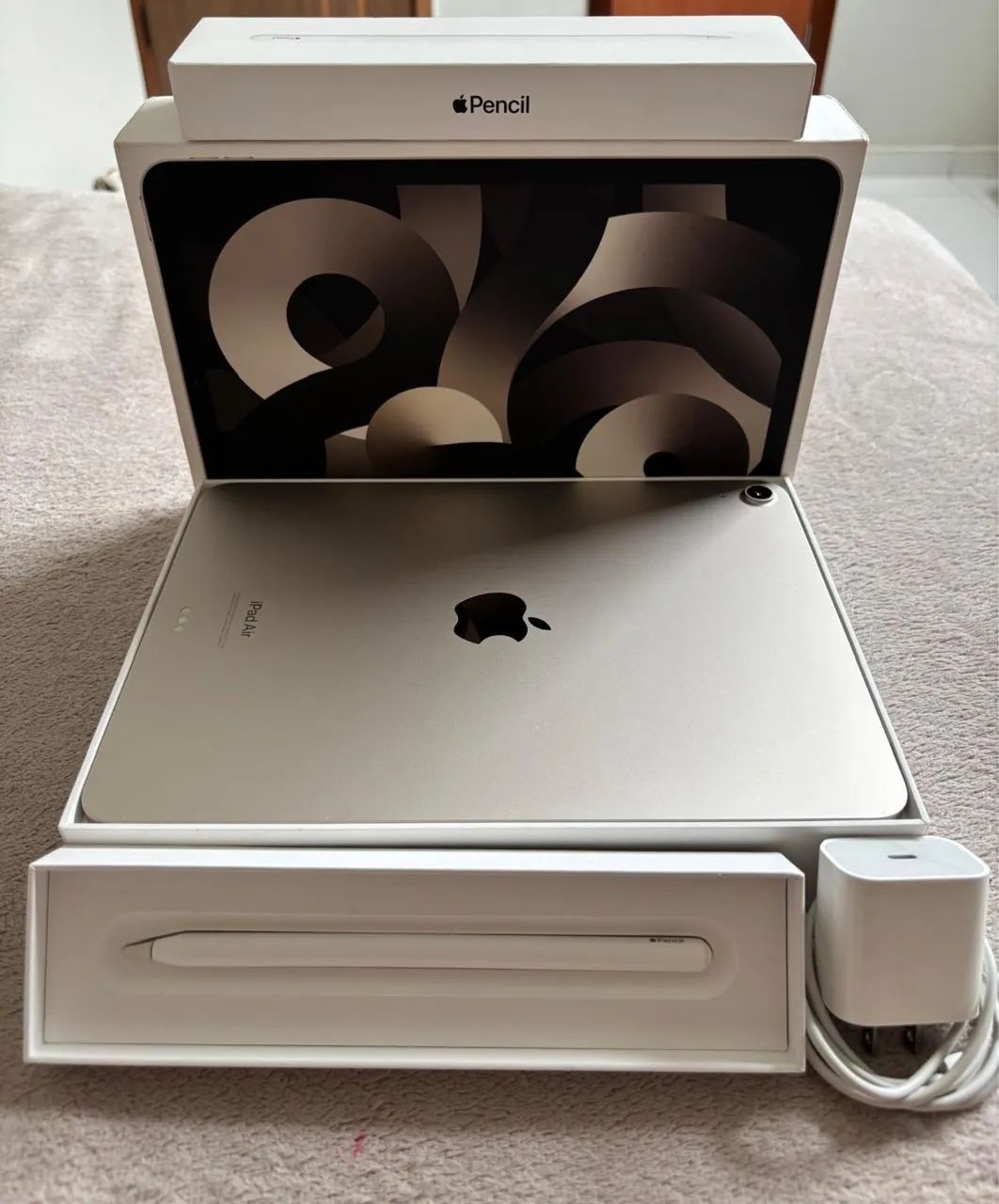 Apple iPad Air5(256GB)+Apple Pencil2セット iPad Air 5ª Geração 256GB + Apple Pencil 2ª Geração - Semi Novo