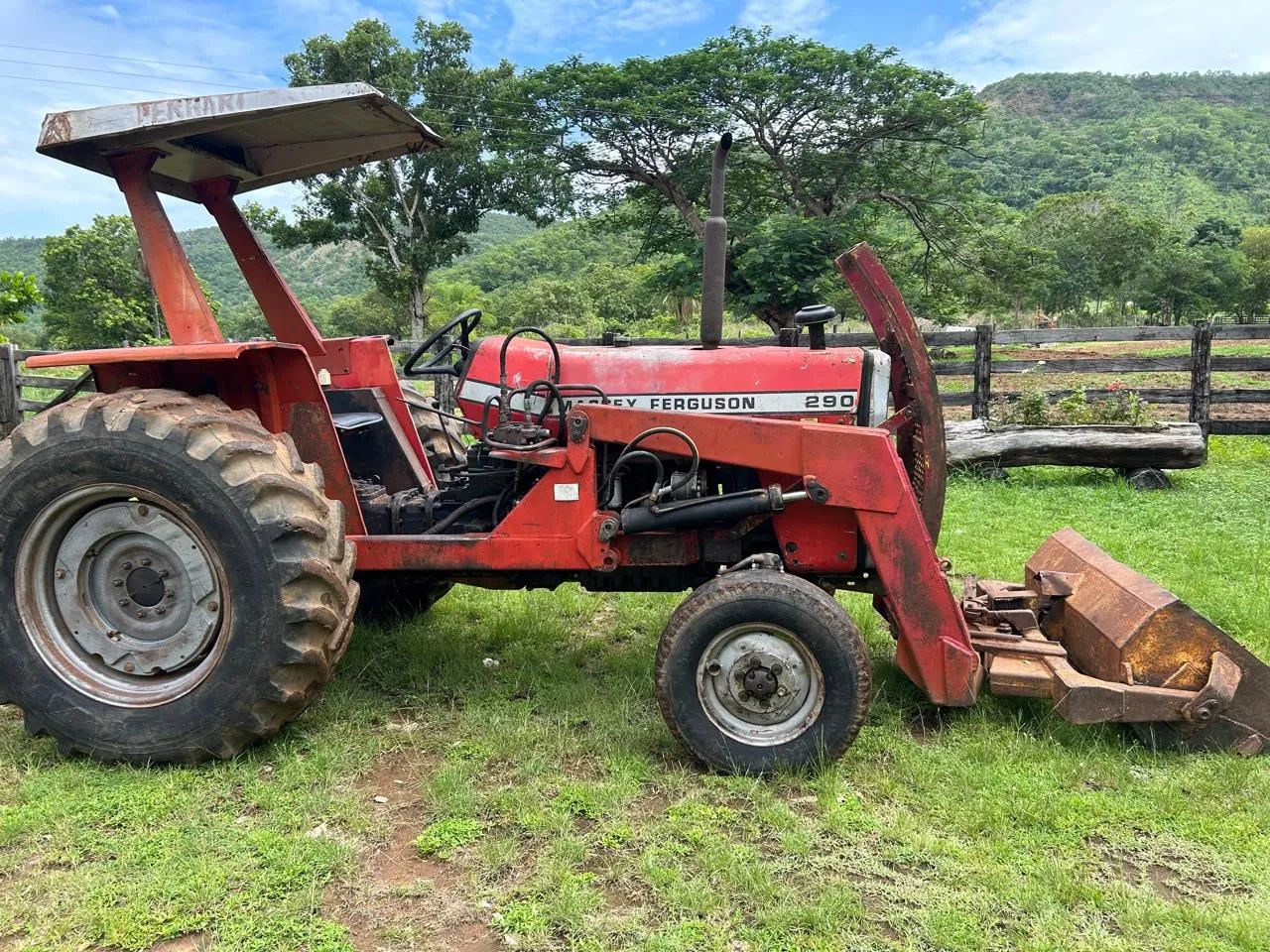 TRATOR MASSEY FERGUSON 290 COM LAMINA E CONCHA